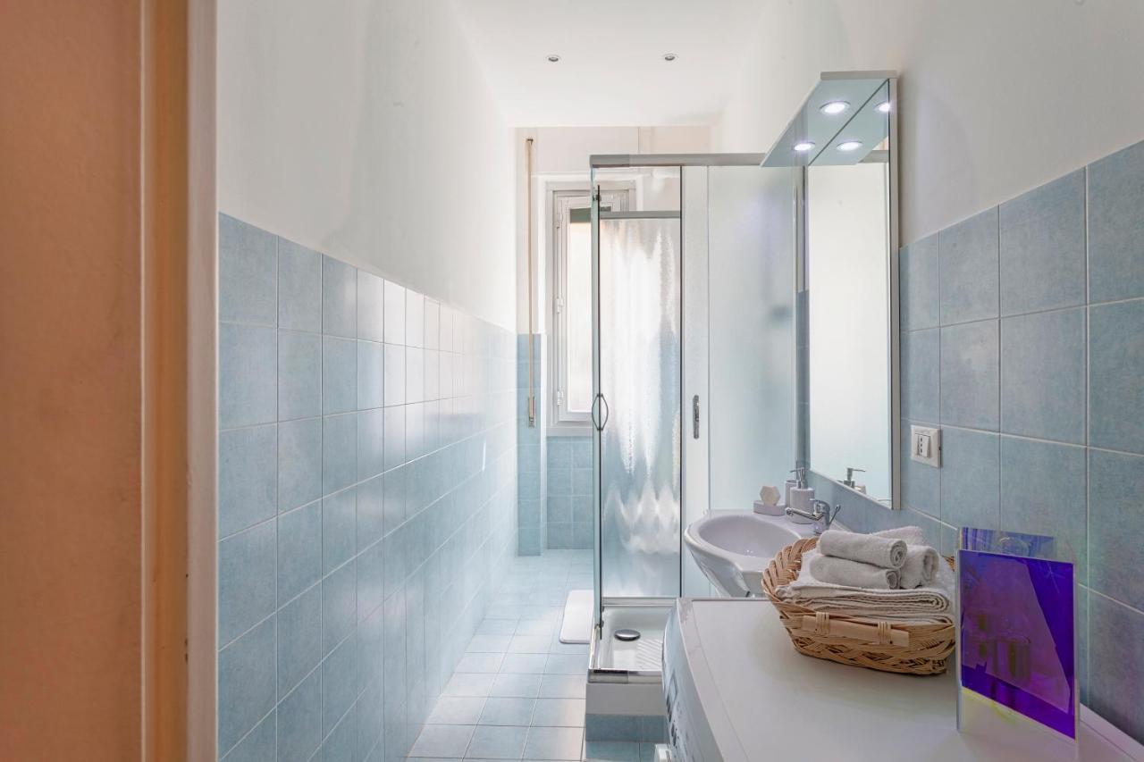 Fantastic House Near The Station Free Parking Apartment Genoa Ngoại thất bức ảnh